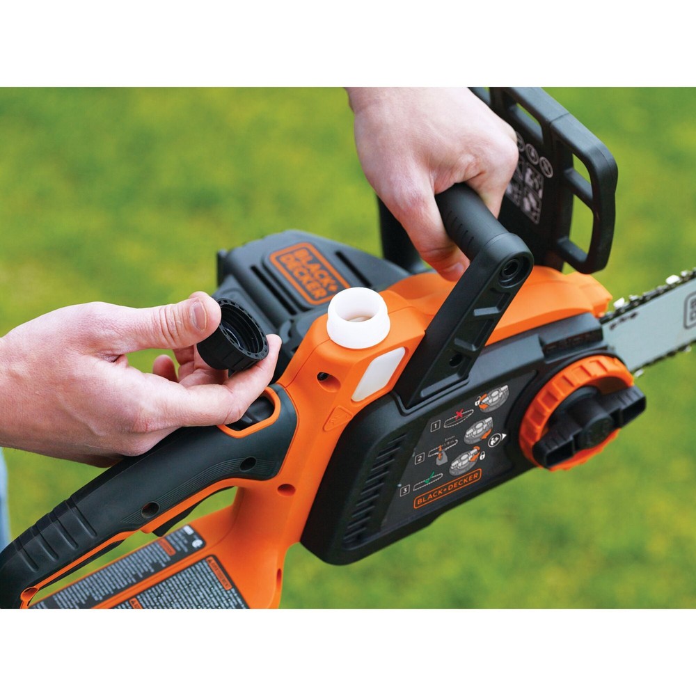 BLACK+DECKER 20V Max* Lithium 10 In. Chainsaw - LCS1020