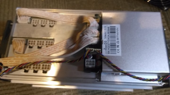 Antminer D3