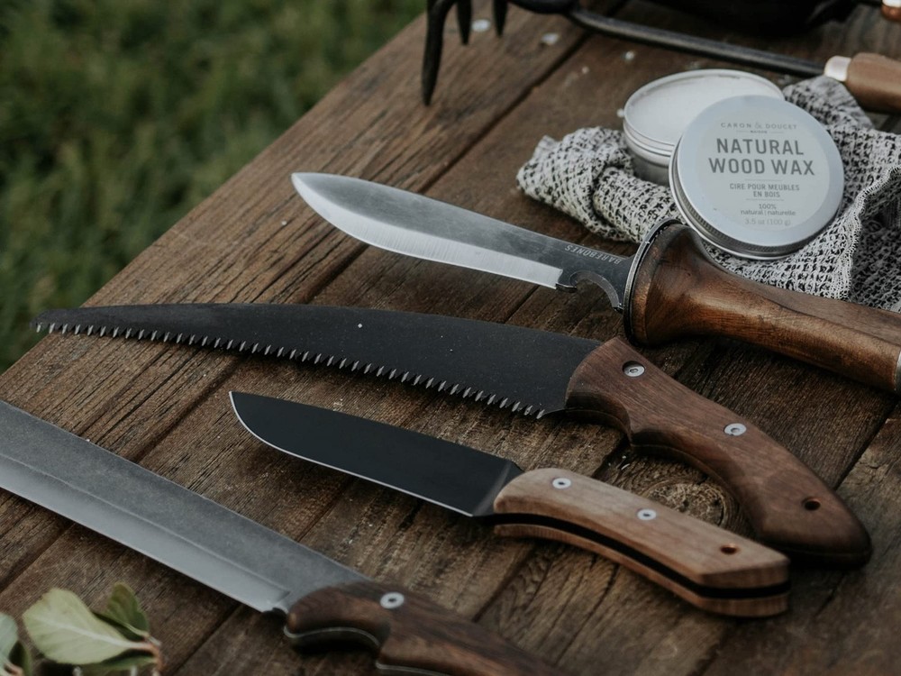Barebones Timber Saw Hand Pruning Saw Curved Blade Walnut Handle w/ Sheath