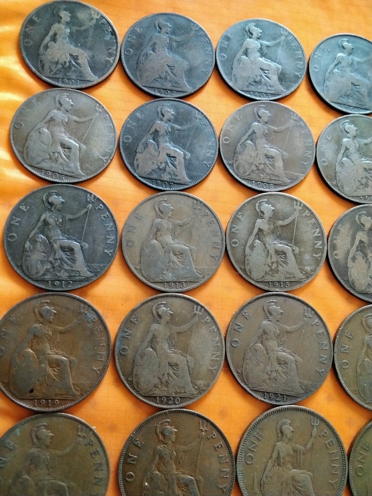 Great Britian 35 Penny Coin Date Run All Different Dates
