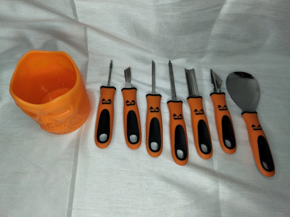 Happy Halloween 🎃 Carving Kit " Opened Box"
