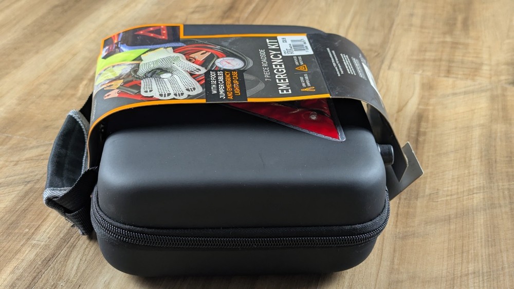 Smartgear 7 Piece Roadside Emergency Kit