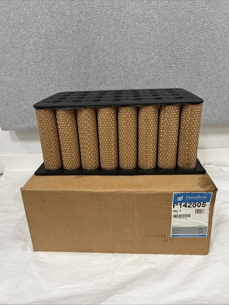 Donaldson P142805 Air Filter Panel Style NEW