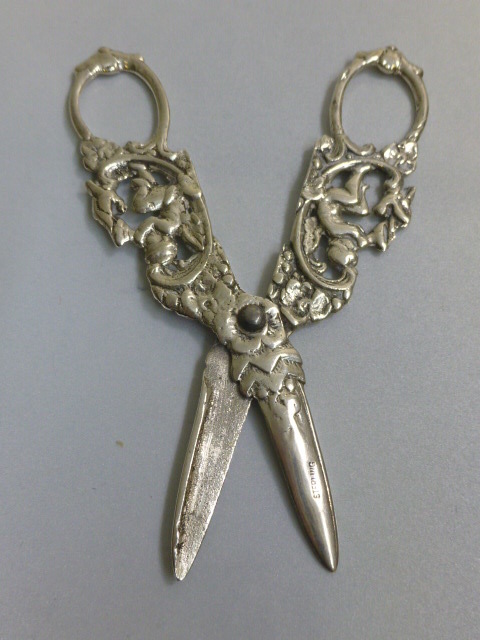 Cherub or Putti playing horn Classical Motif Sterling Grape Shears