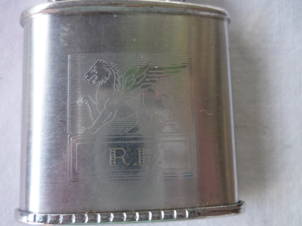 Vintage Ronson Triumph Flint Lighter Engraved Winged Lion