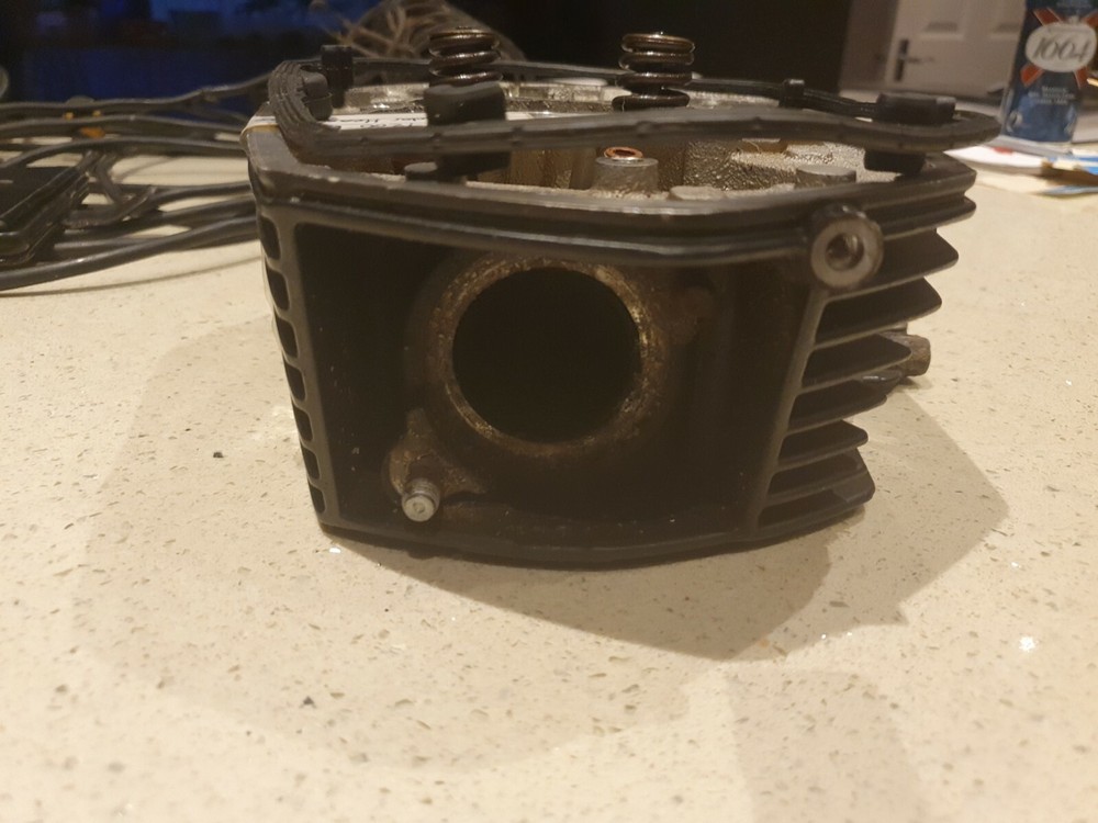 BMW R1200 Cylinder Head