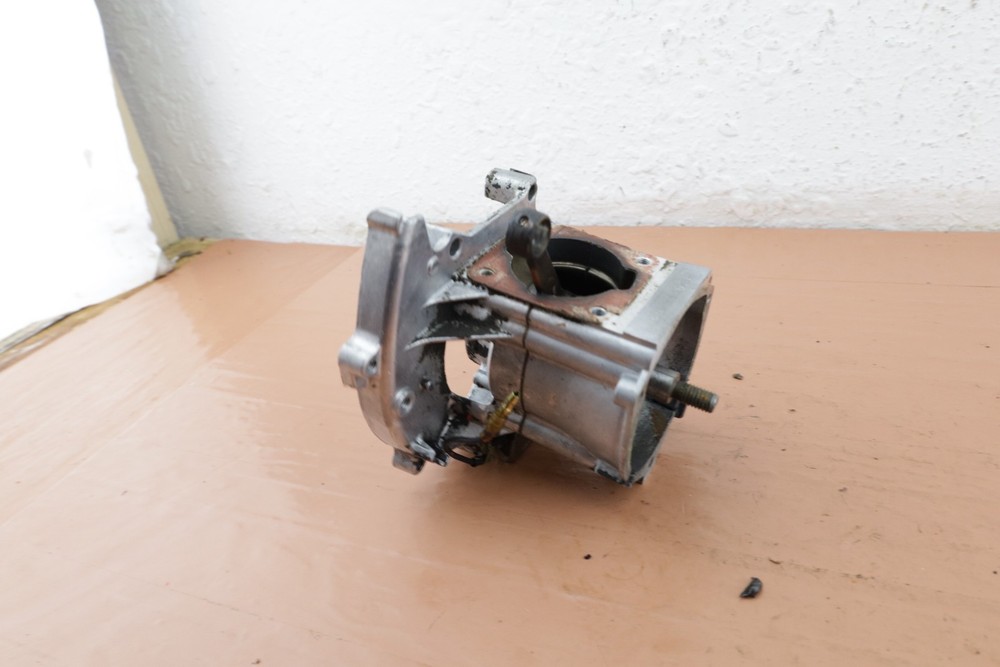 Toro 6B String Trimmer OEM Crankcase 64957-4