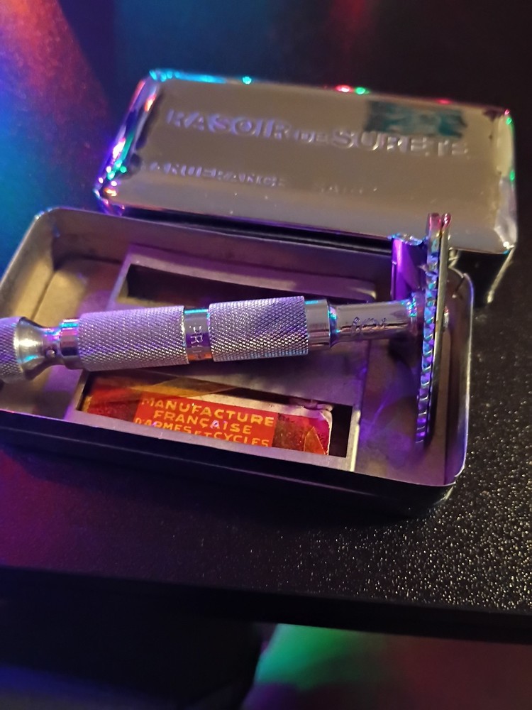 Rasoir De Surete JS621