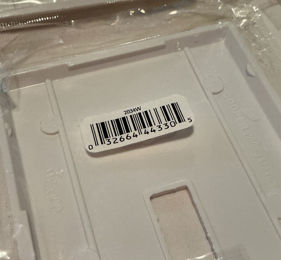 Cooper 2034W White Single-Gang Toggle Plate - 8 Plates