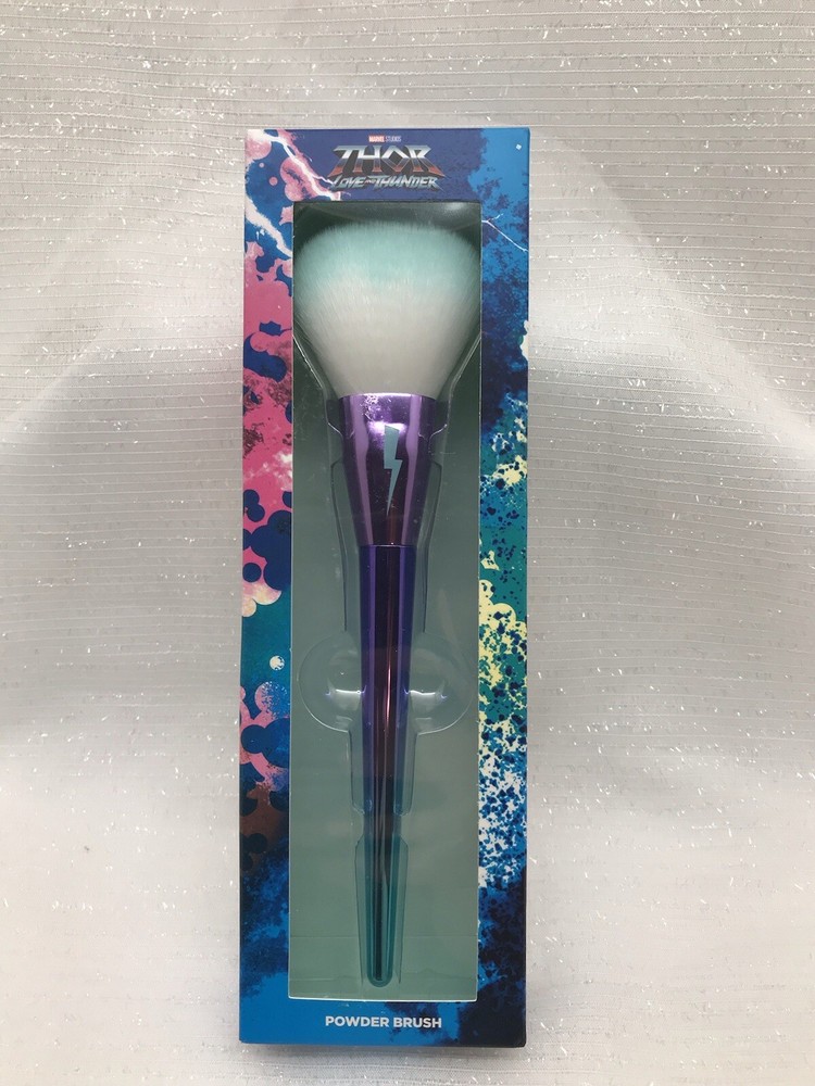 NEW Powder Makeup Brush Marvel Studios’ Thor Love & Thunder Chris Hemsworth