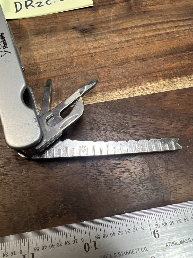 Multitool Stainless Steel - “SharkBite” - Pocket Knife - Otherwise Unbranded