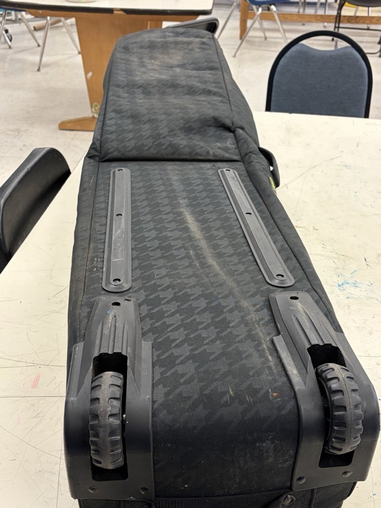 DAKINE 65" ROLLING SNOWBOARD BAG