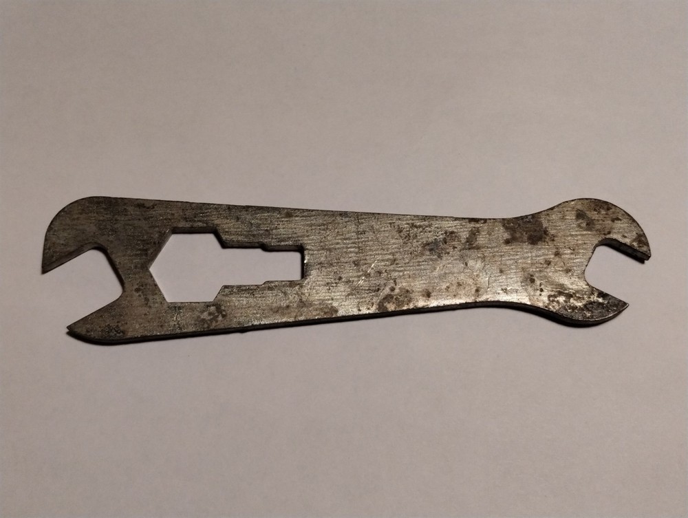 Old Binks Wrench No. 5-32 Binks Mfg Co.