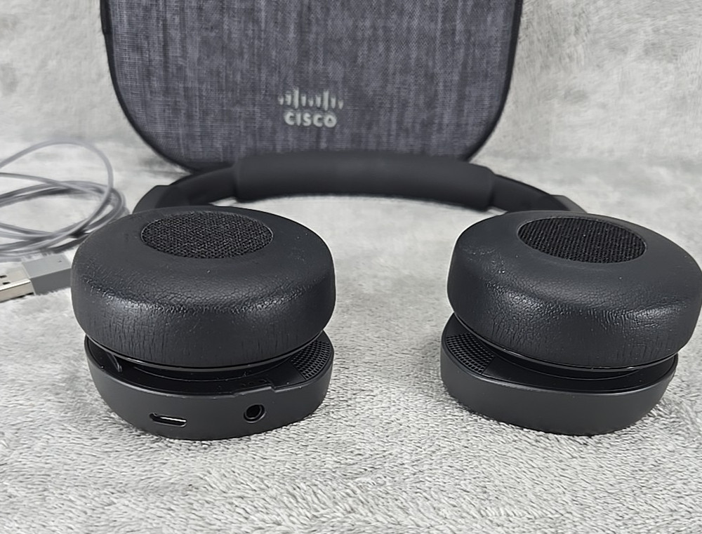 Cisco Headset 730, Wireless Dual On-Ear Bluetooth Headset - Black