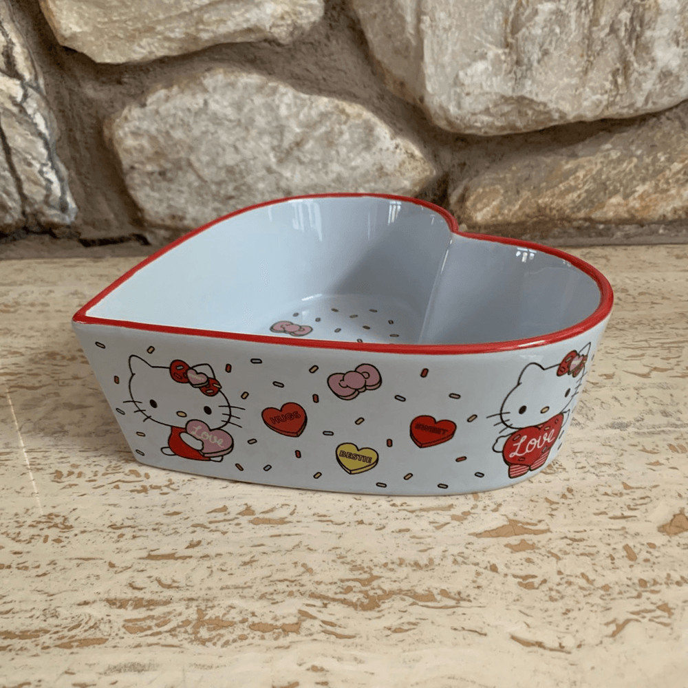 Hello Kitty Valentines heart shaped Baking dish