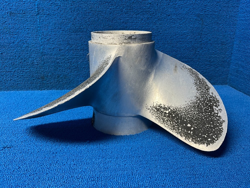 90 MERCURY FORCE FAN PROPELLER OEM