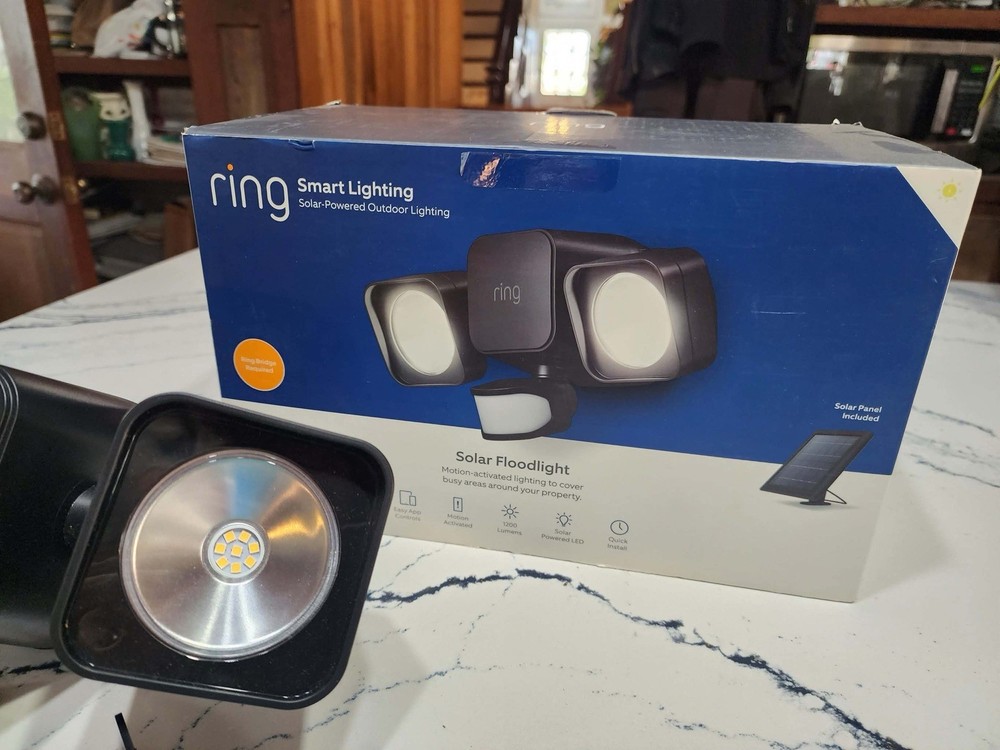 Ring Solar Floodlight Motion Light W/ Panel Open Box Untested Complete