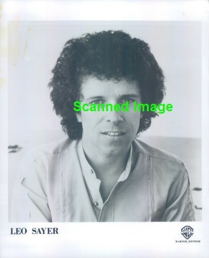 Press Photo: LEO SAYER 8x10 B&W