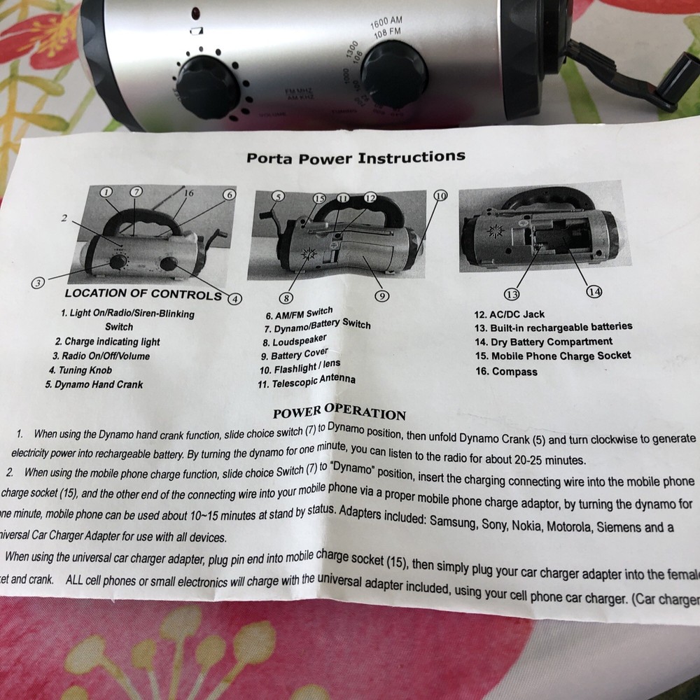 Dynamo Porta Power Hand Crank Flashlight And Radio