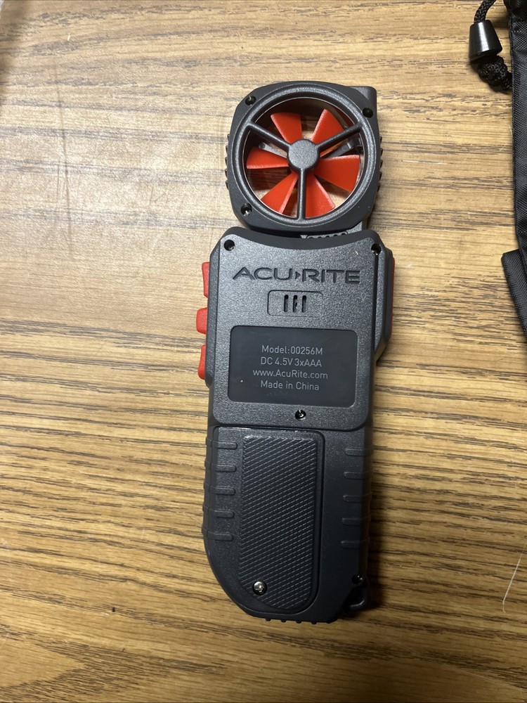 AcuRite 00256M Portable Anemometer