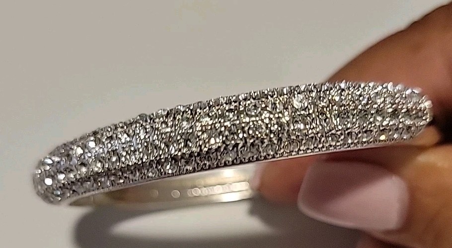Silvertone Bracelet Clear Crystals Rhinestones 2.5 Inside