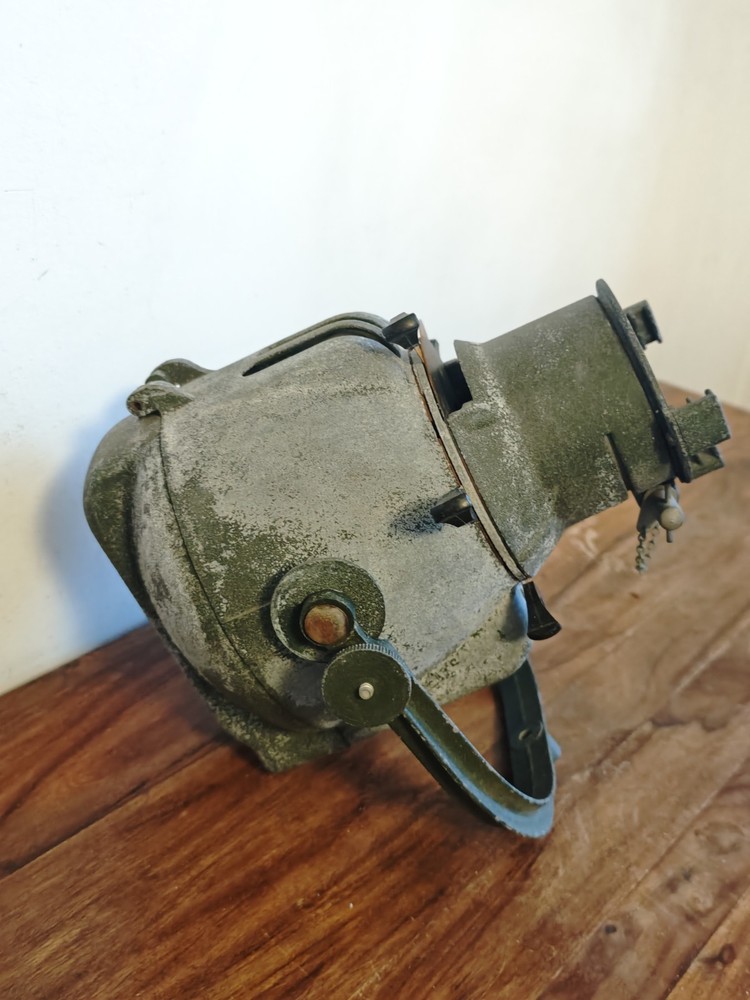 Strand Patt 23 Theatre Light (B)