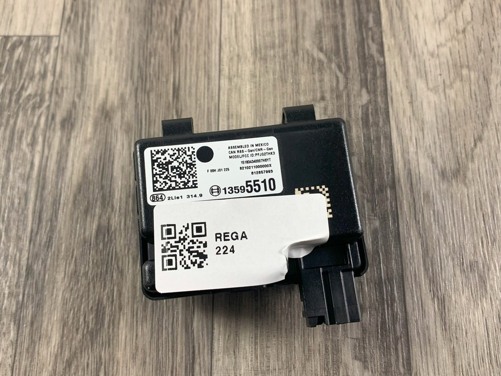 Buick Regal 2018 19 20 Keyless Entry Remote Receiver Control Module Unit 1359551