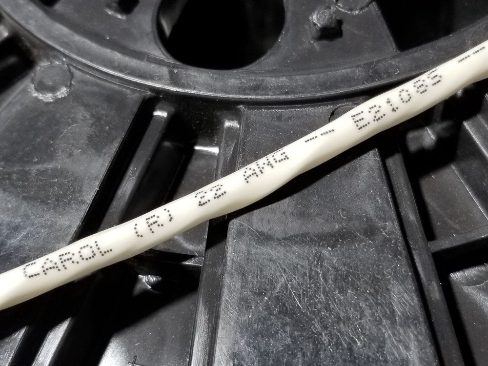 Carol E2108S 22/8C Shielded Control/Communications Cable Plenum White /100ft