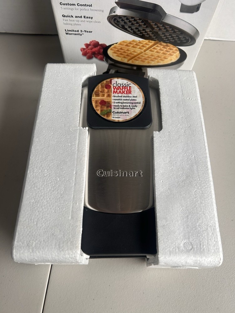 Cuisinart WMR-CA Waffle Maker - Silver - New In Box
