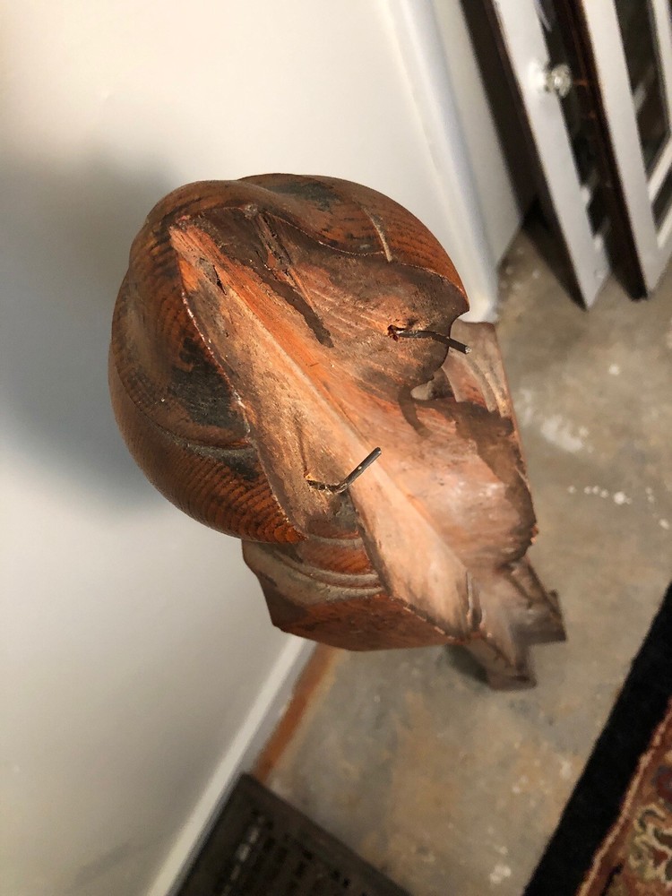 Jan 2028 Antique Oak Corner Newell Post