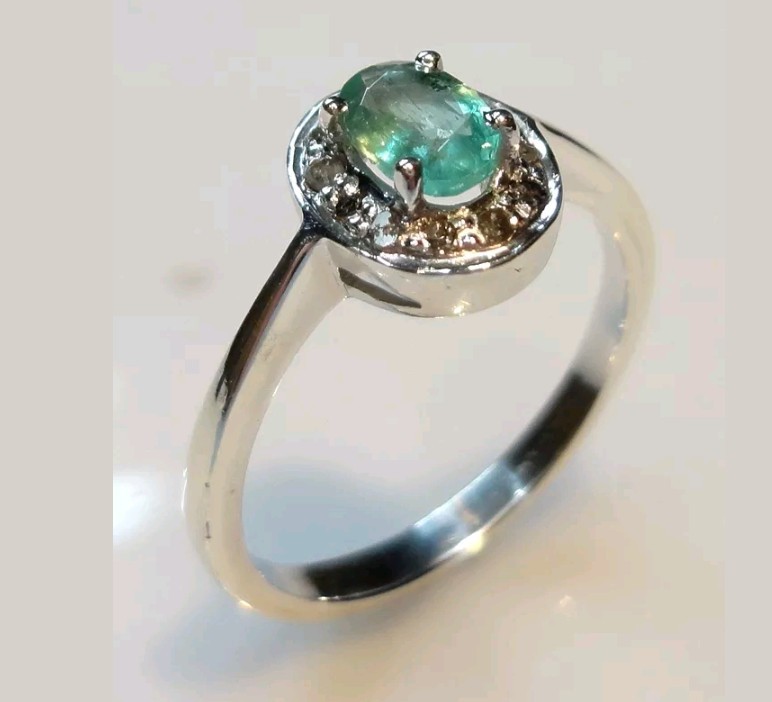 925 STERLING SOLID SILVER RING SIZE 5 TO 10 NATURAL EMERALD GEMSTONE OVAL D