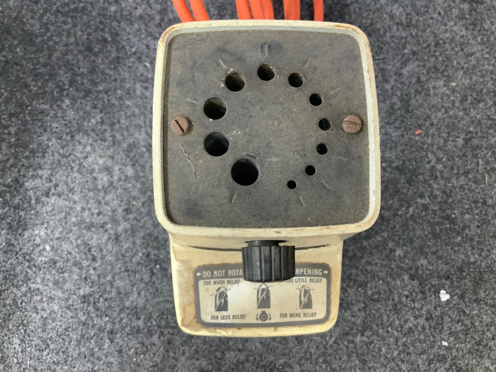 Vintage Black & Decker Electric Drill Bit Sharpener #7980 for 1/8"-3/8" Bits