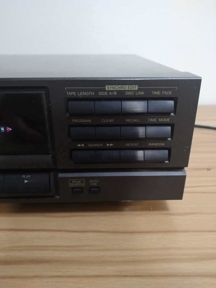 Technics SL-PG100 Compact Disc Player - No Remote -UNTESTED - see description