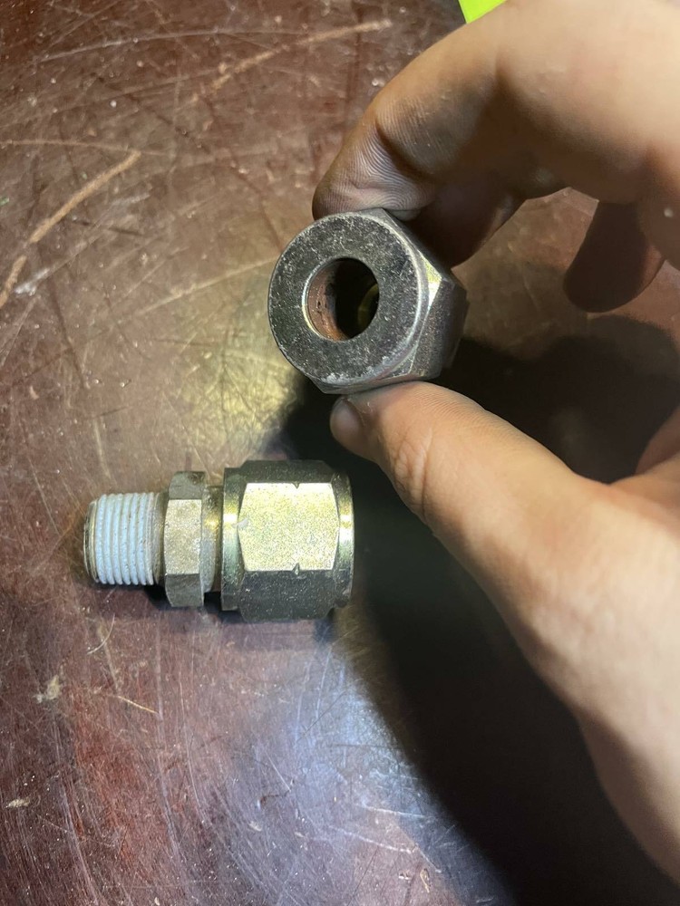 Cummins 3629437 Connector