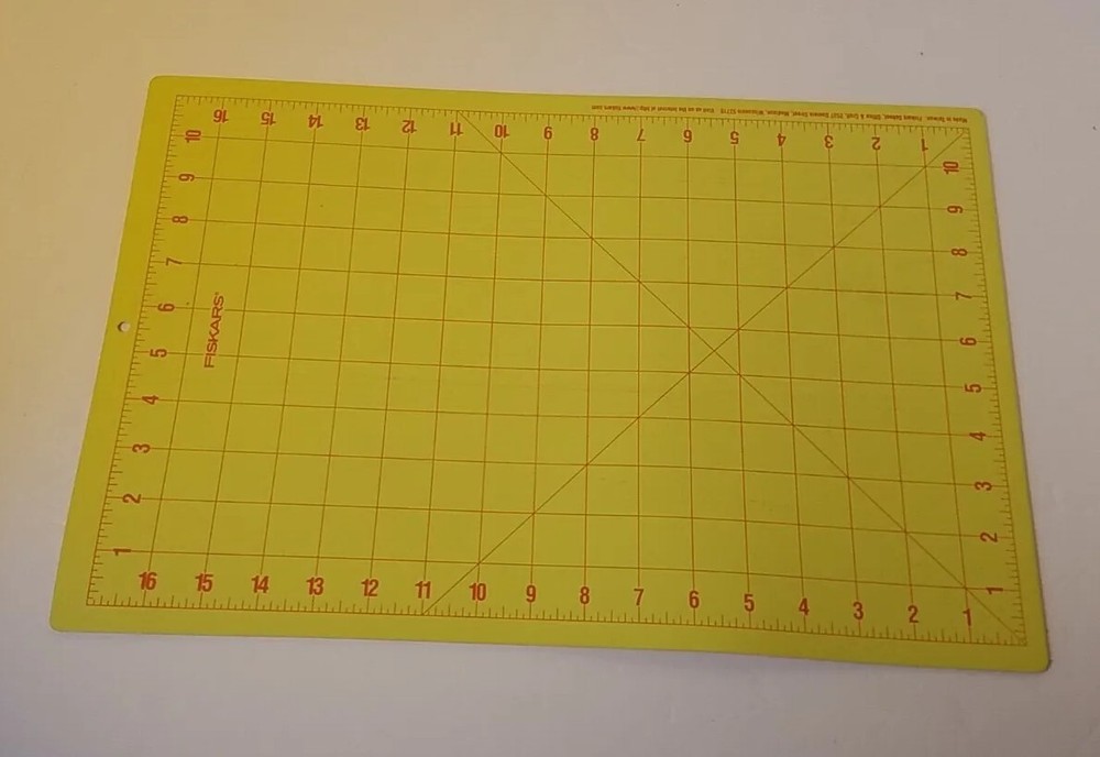 Friskars Double Sided Cutting Mat 16 X 10
