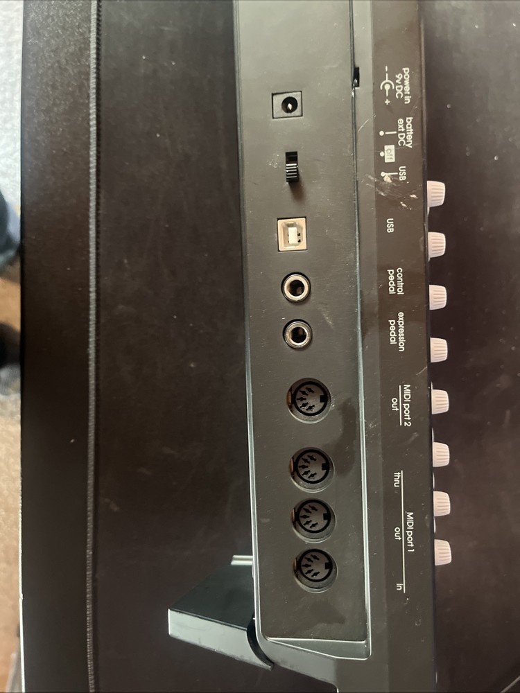 Novation Remote Zero SL MIDI Controller – USB Automap Control Surface