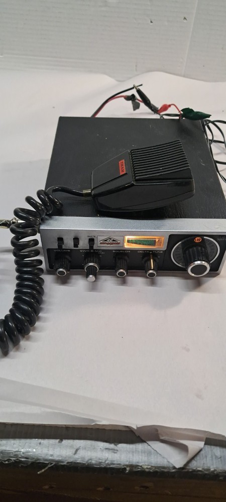 Vintage Diamond 40 CB Radio tested working