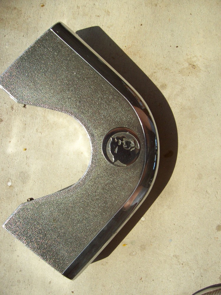 Valley Cougar pool table chrome pocket