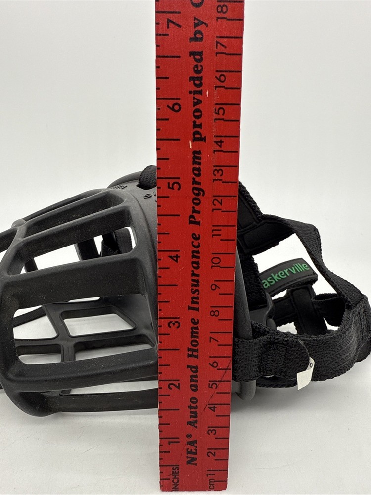 Baskerville Ultra Muzzle Adjustable Dog Training Guard Size 6 Medium/large Dogs