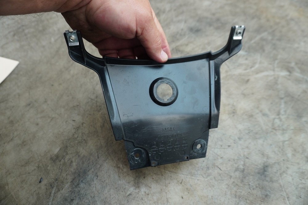 HAS SMALL DENT IN OUTER LIP SEE PICS