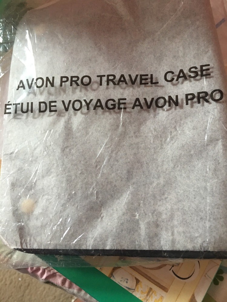 Avon Pro Travel Case
