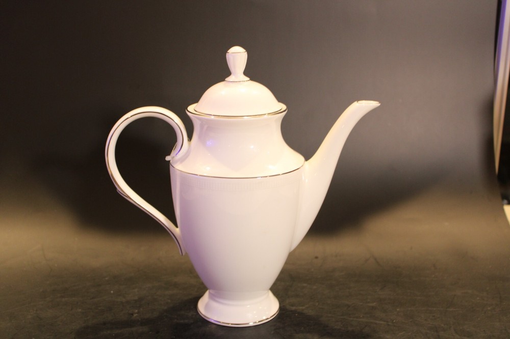Lenox Tribeca Coffee Pot 5 cups