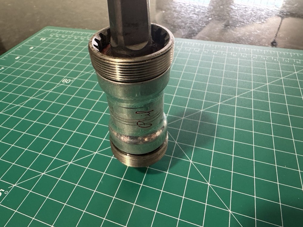 Phil Wood Bottom Bracket Cartridge Square Taper 102mm Square Spindle Shell