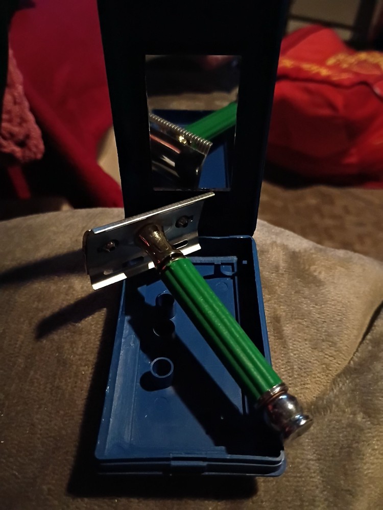 RF-133 Safety Razor Js414