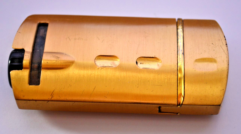 Boss Electric Lighter, Gold Colour. working , G.C.