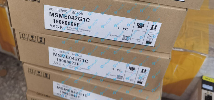 1PC new Panasonic Servo Motor MSME042G1C