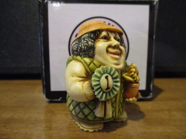 Harmony Ball Pot Belly Flower Potter Box Figurine