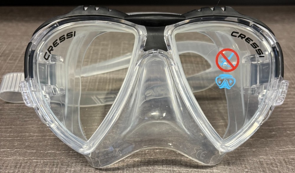 Cressi Matrix Scuba Mask (Clear/Black)