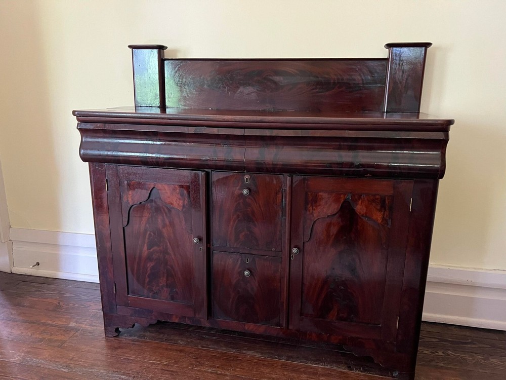 Antique American Empire Flame Mahogany Sideboard Buffet Server 19th Century