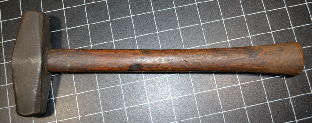 ATHA - 2 1/2# - HAND DRILLING HAMMER - VERY EARLY ATHA